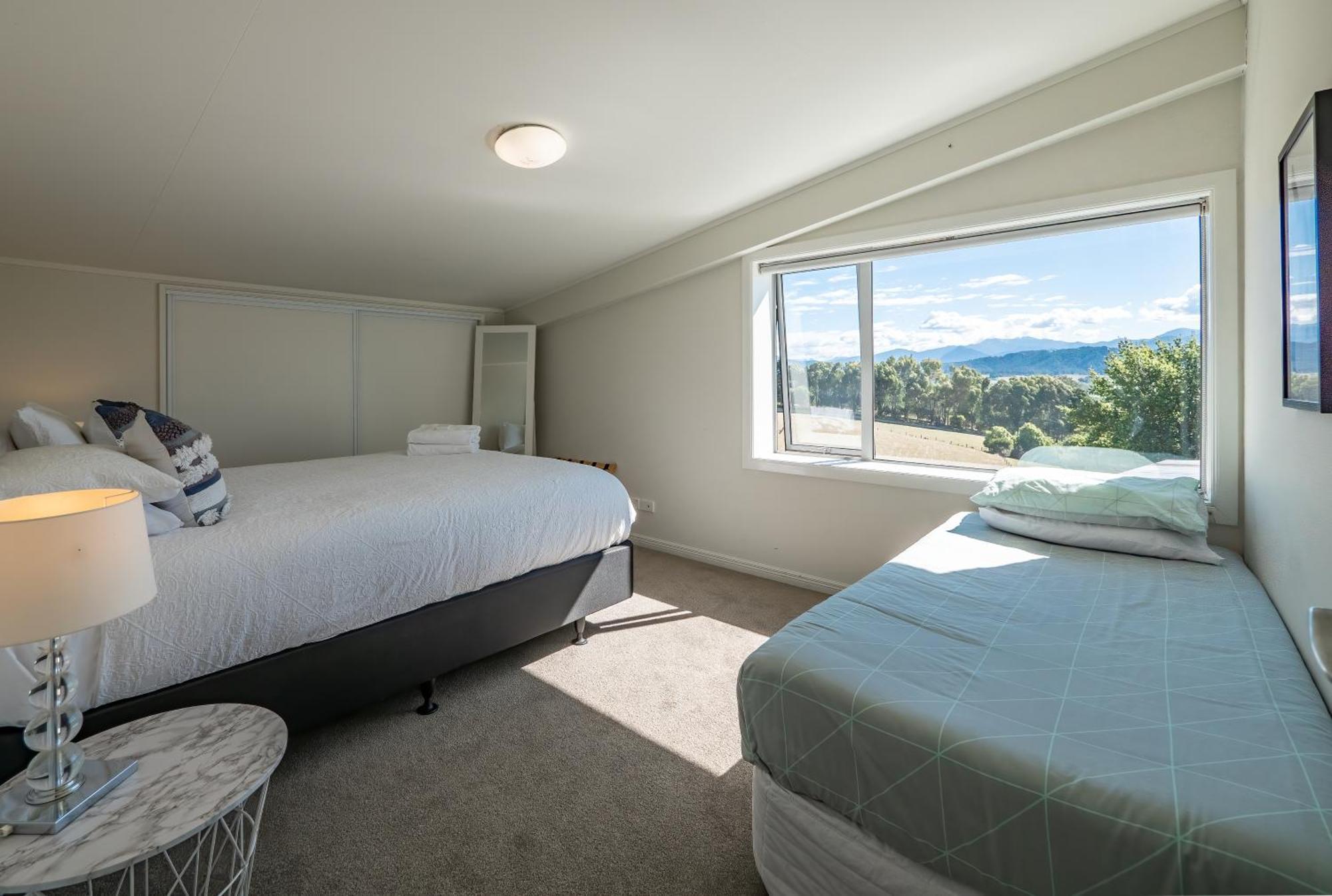 Mariri Heights Tasman Villa Upper Moutere ภายนอก รูปภาพ